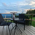 Airwood Glamping *