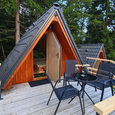 Airwood Glamping בקתה Križe