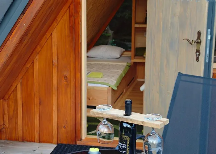 Airwood Glamping Chalet