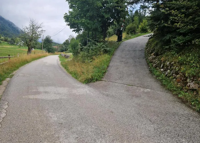 Airwood Glamping Chalet Križe